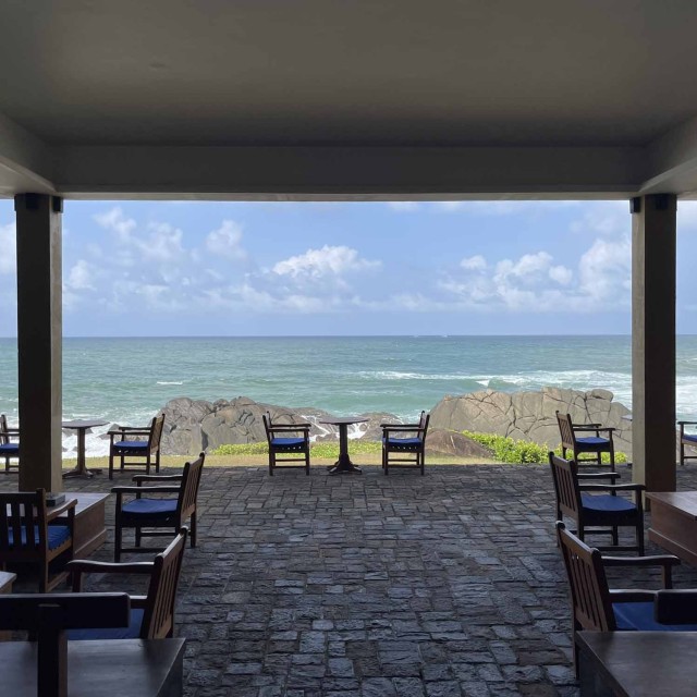 地域風土の読解と建築家作品の分析